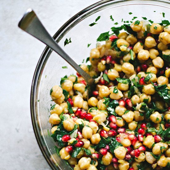 Chickpea & Pomegranate Salad