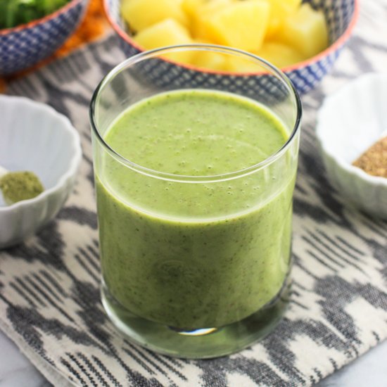 Pineapple Matcha Vanilla Smoothie