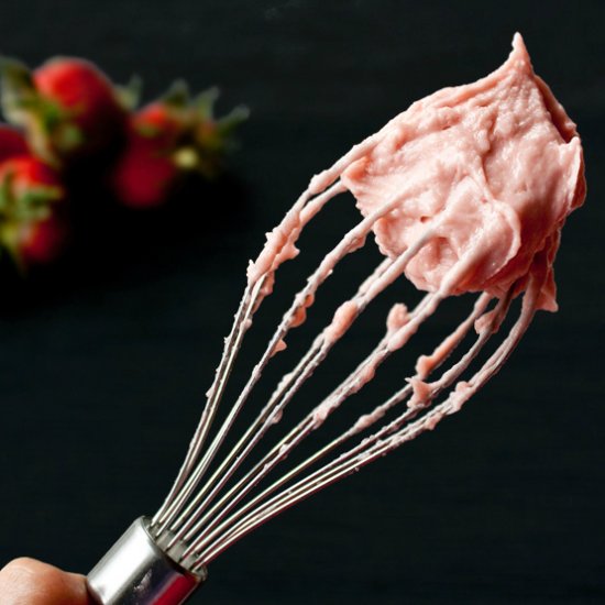 Seedless Strawberry Frosting