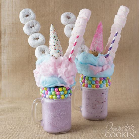 UNICORN FREAKSHAKES