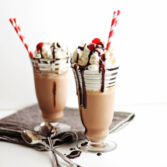 Red wine chocolate shakes