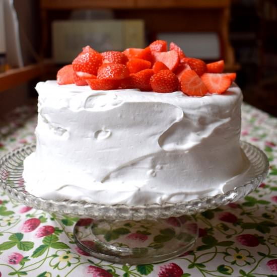 Vegan Strawberry Cake