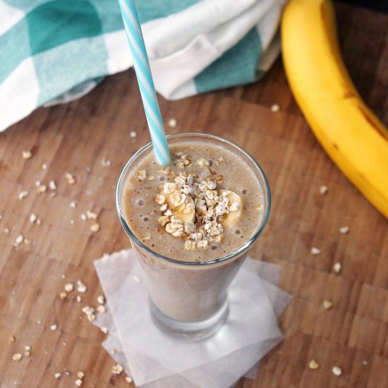 Banana, date and oat smoothie