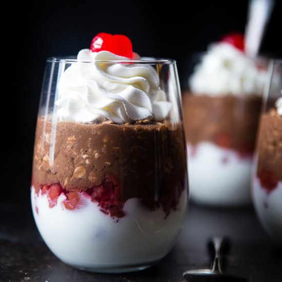 Black Forest Cake Overnight Oats