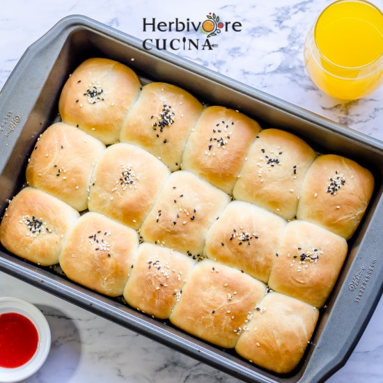 Smoky Tofu Stuffed Bread Rolls