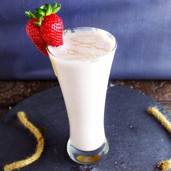 Honey Roasted Strawberry Cheesecake Smoothie