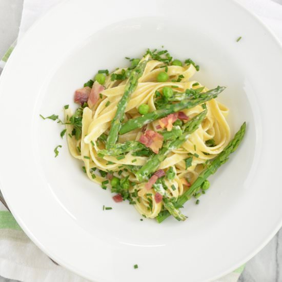 Creamy Pasta with Peas & Asparagus