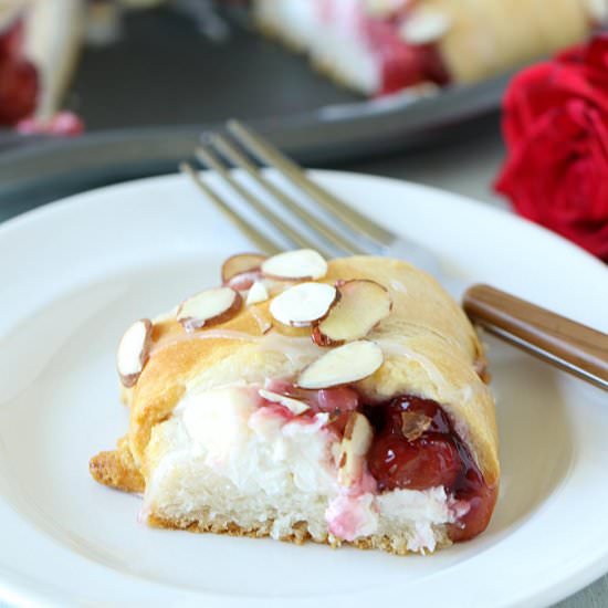 Strawberry Cream Cheese Crescent