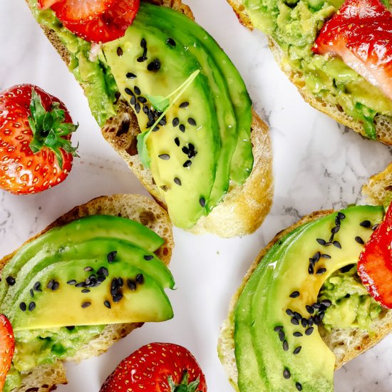 Avocado & Strawberry Toast