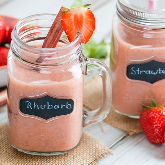 Rhubarb Strawberry Smoothie