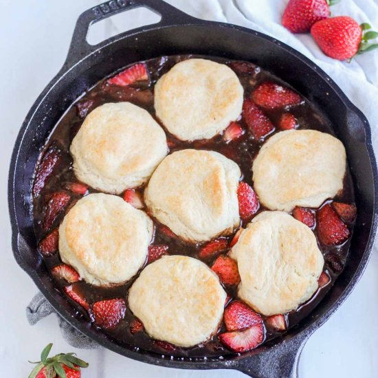 Roasted Strawberry Cobbler [Vegan]