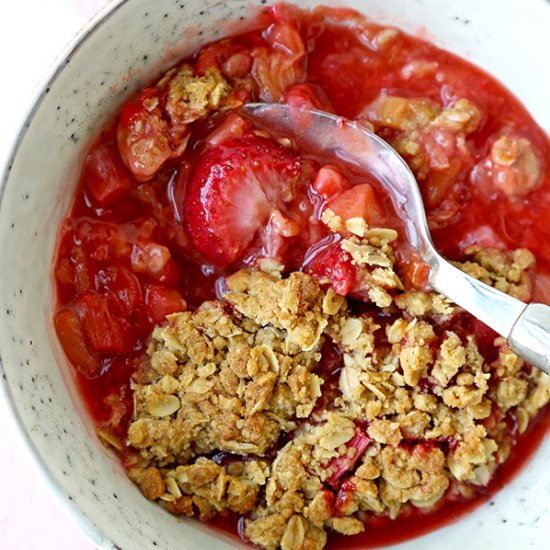 Strawberry And Rhubarb Crisp