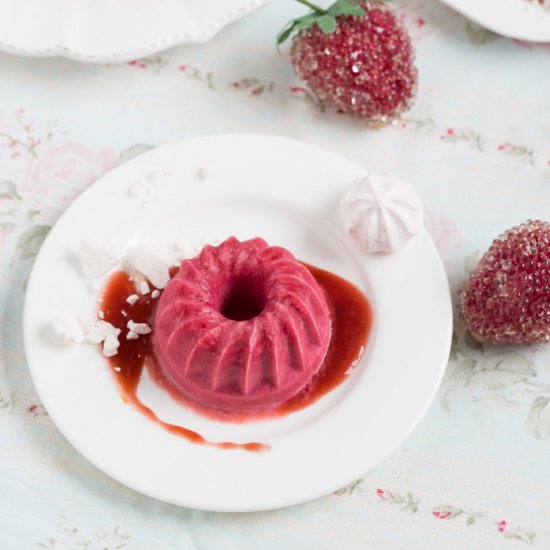 Tonka beans strawberry ice cream