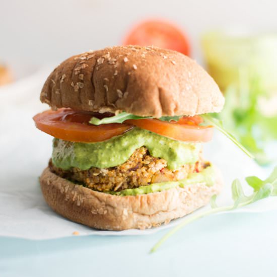 White Bean Quinoa Veggie Burgers