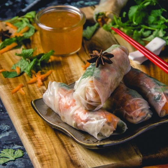 Lemongrass Pork Rice Paper Rolls