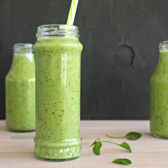 5 Minute Spinach Apple Smoothie