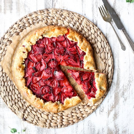 Fresh Strawberry Galette