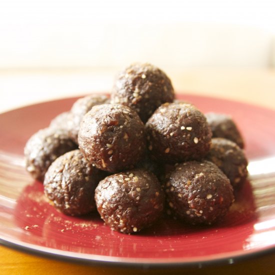 Raw Vegan Gluten-Free Rum Balls