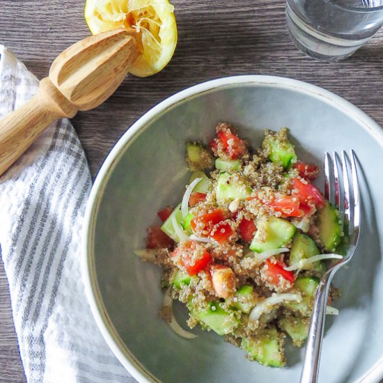 Simple Lemony Quinoa Salad