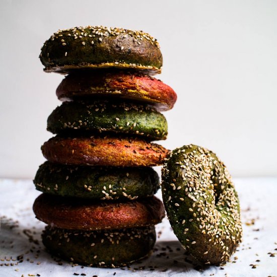 Spinach & Beetroot Bagels