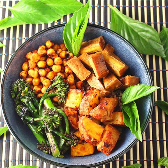 Sriracha Tofu Bowl