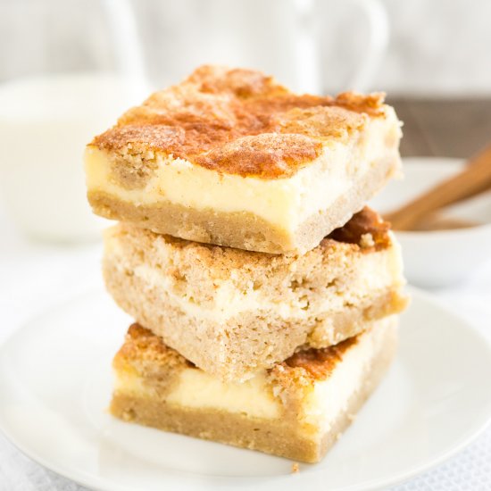 Snickerdoodle Cheesecake Bars