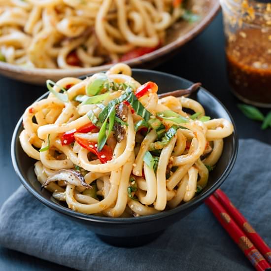 Chilled Garlic Sesame Udon Noodles