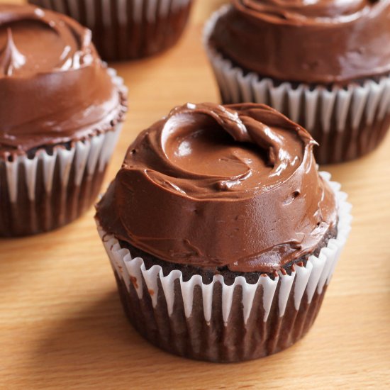 BEST Chocolate Buttercream Frosting