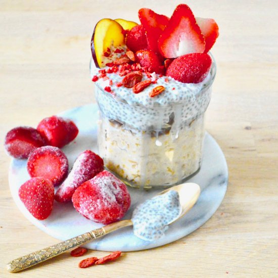 Layered Oats Parfait