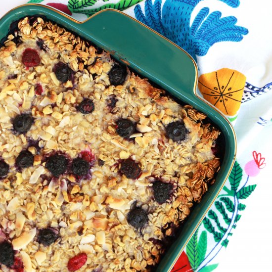 Oatmeal Berry Bake