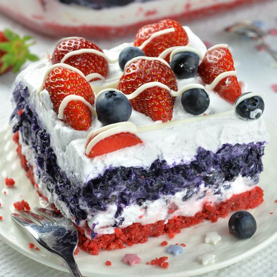 No Bake Summer Berry Lasagna