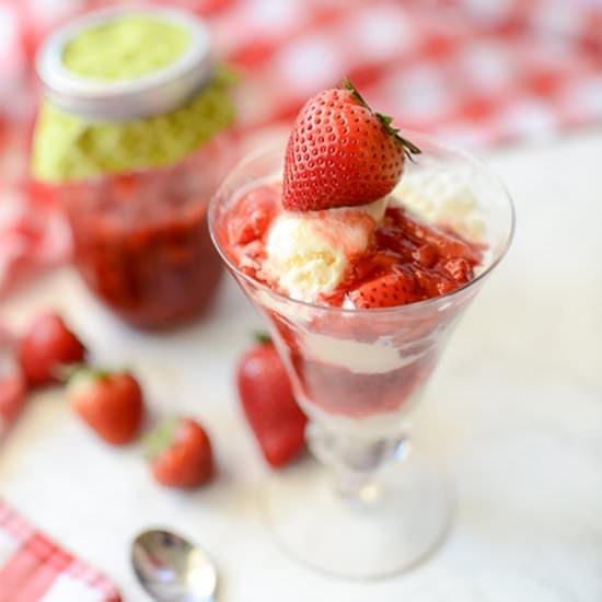 Strawberry Ice Cream Sauce