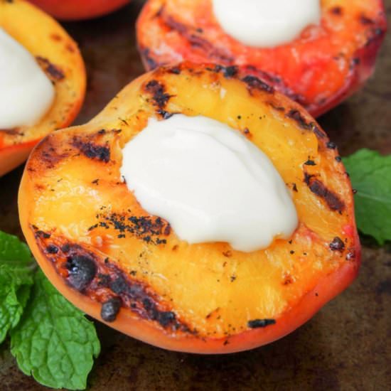 Grilled Peaches with Mascarpone