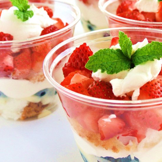 Angel Food Mini Berry Trifles