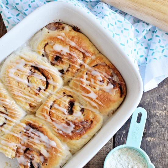 Fluffy Vegan Cinnamon Rolls