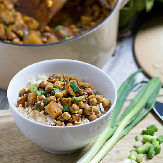 Chickpea And Potato Curry