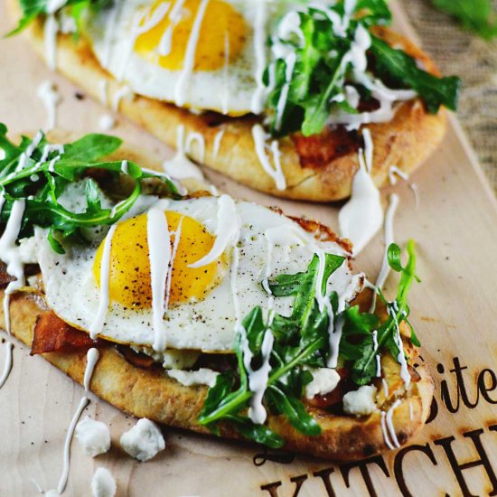 Egg & Arugula Flatbread