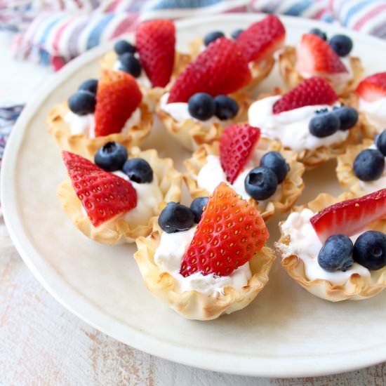 Berry Cream Fillo Baskets