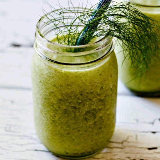 Fennel Frond and Pineapple Smoothie