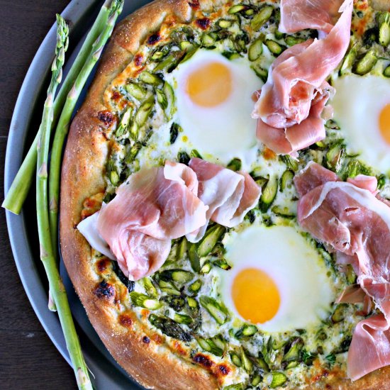 Asparagus, Egg & Prosciutto Pizza