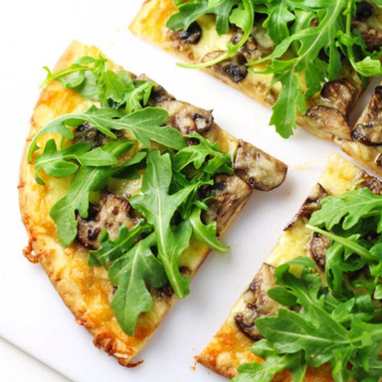 Mushroom and Arugula Pizza