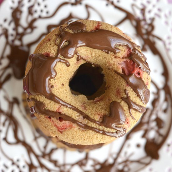 Skinny Strawberry Chocolate Donuts