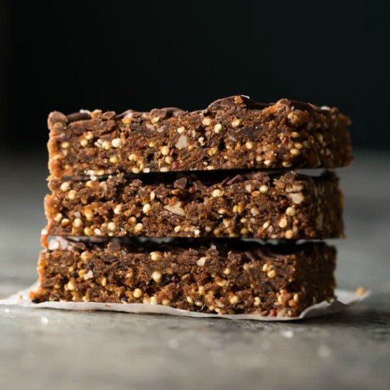 Chocolate Almond Quinoa Snack Bars