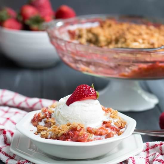 Strawberry Rhubarb Crisp