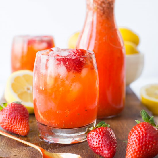 Healthy Strawberry Lemonade