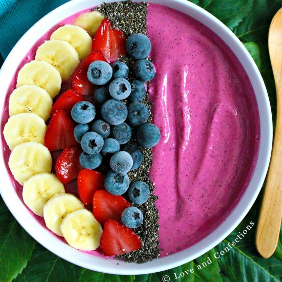 Dragon Fruit Smoothie Bowls