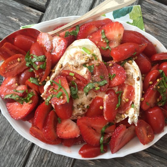 Tomato Strawberry Salad