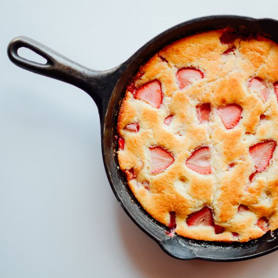 Rhubarb-Strawberry Spoon Cake