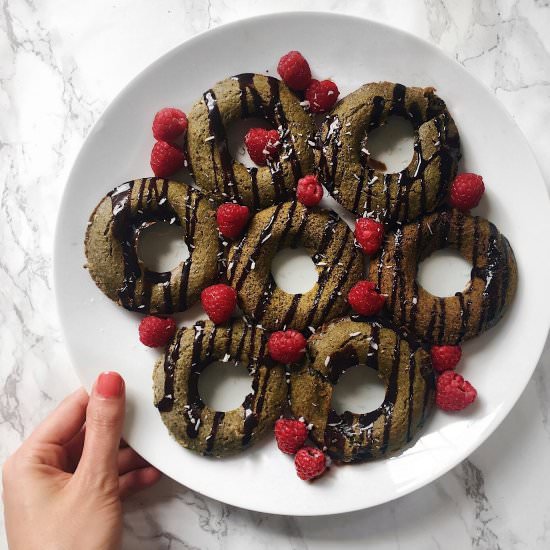 Healthy Matcha baked doughnuts