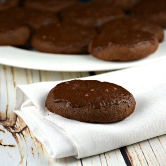 Glazed Mint Chocolate Chip Cookies